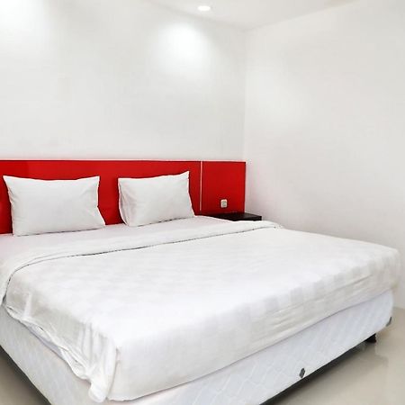 Heavenly Land Family Hotel Palembang Exterior foto